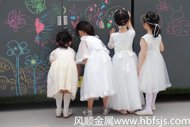 幼儿园涂鸦柜、户外涂鸦收纳柜